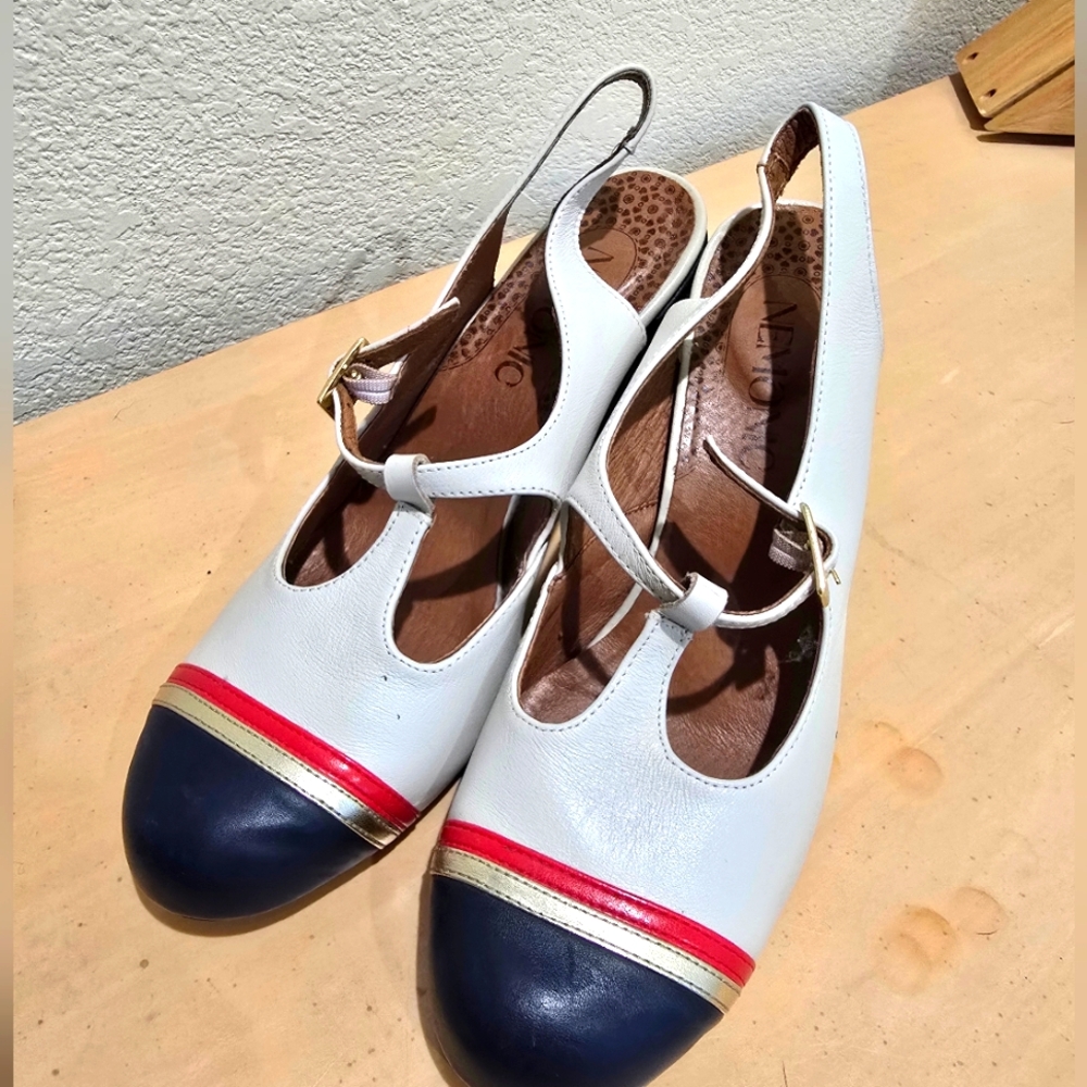 Chic White and Navy Flats with Red and Gold Stripes